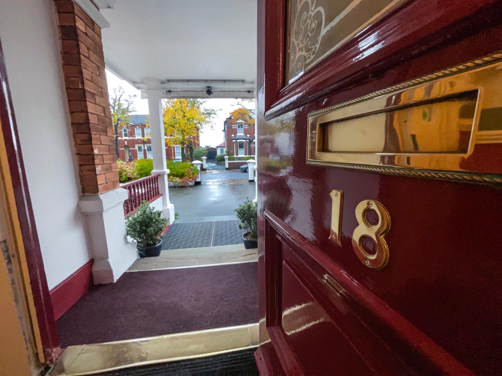 The Bowden Lodge Southport Exterior foto